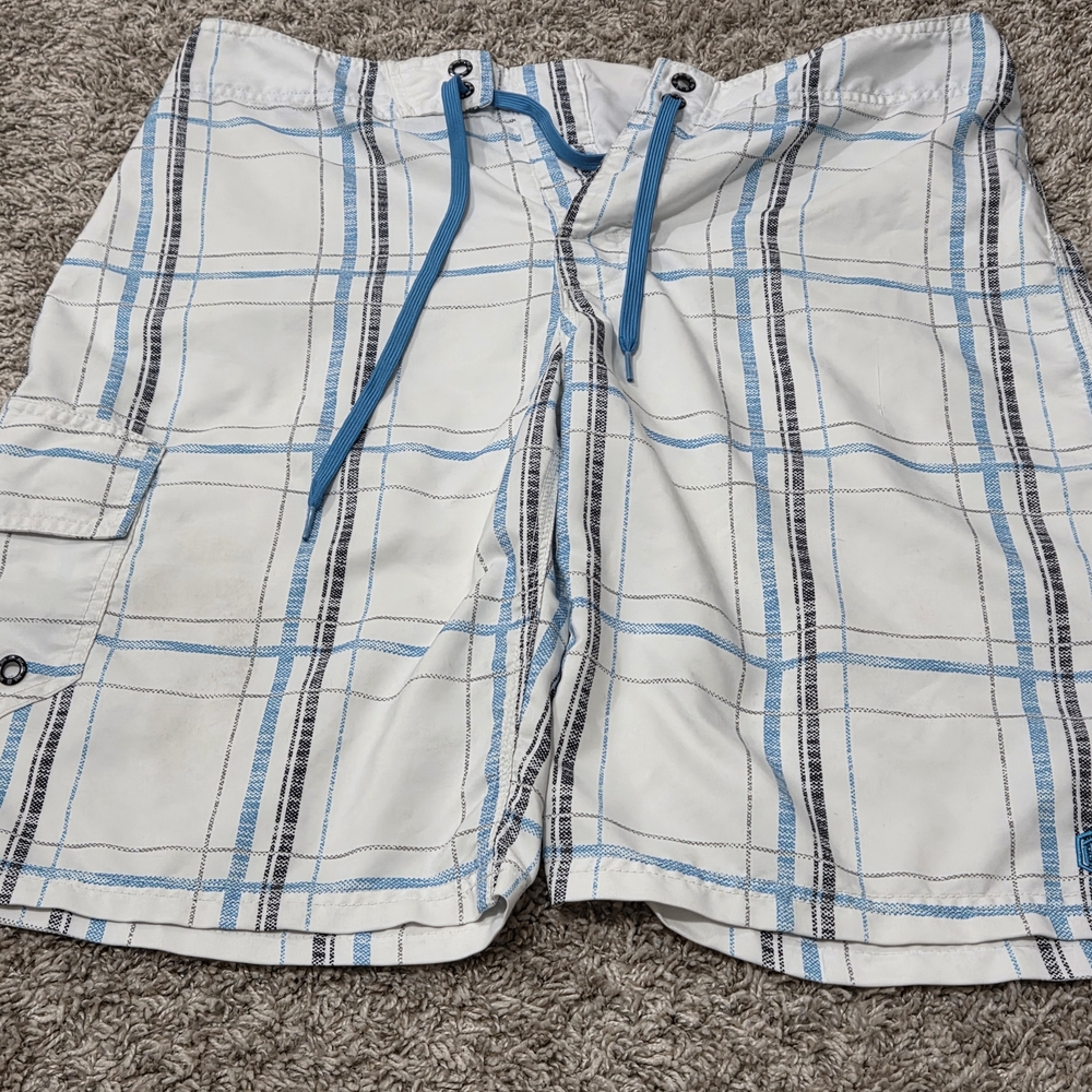 BKE Sport White and Blue Athletic‎ Shorts
